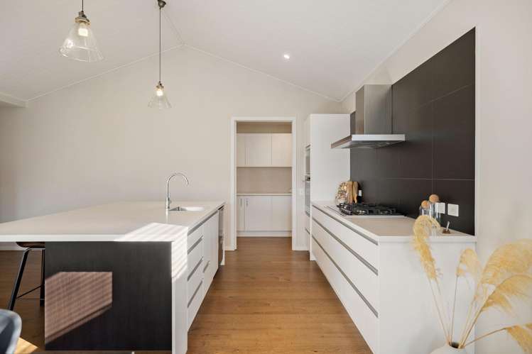 10 Ellesmere Avenue Jacks Point_16