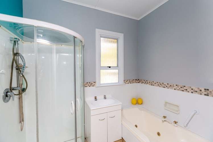 9 South Road Moturoa_11