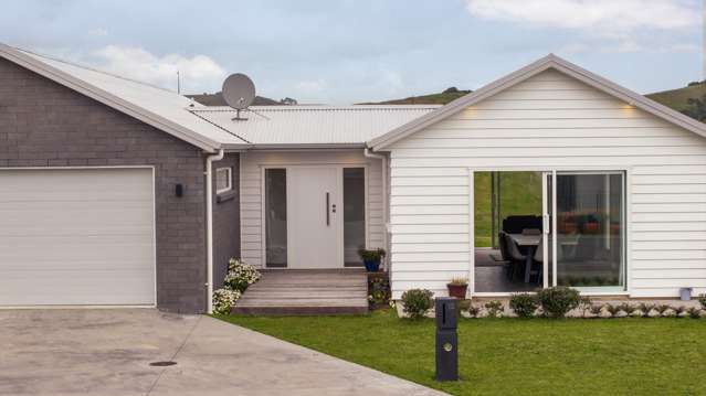 12 Maataitai Road Raglan_1