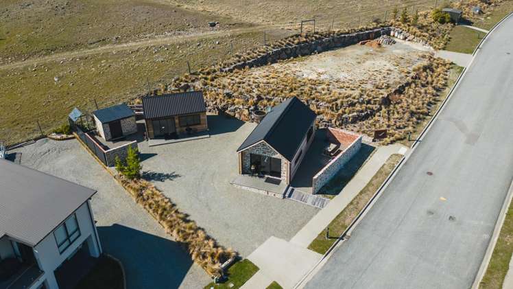 5 Mistake Drive Lake Tekapo_1