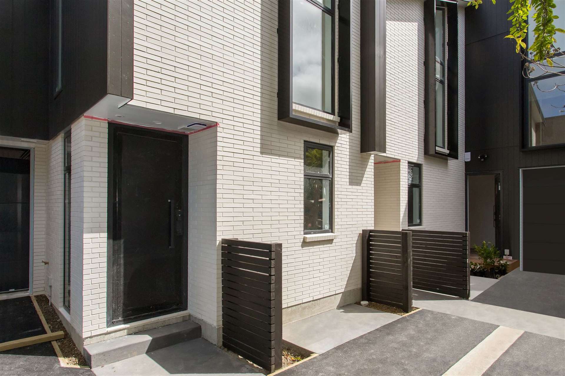 1/57B Carlton Mill Road Merivale - Christchurch City_0