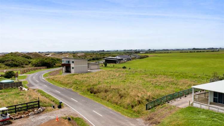 287 Tai Road Opunake_6