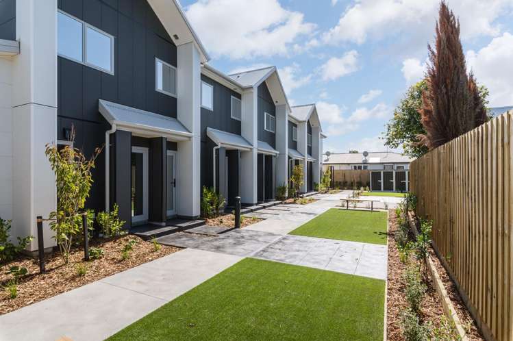  102/17 Winchester Street Merivale_14
