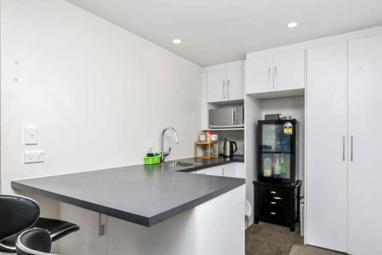 36 Alamein Road Panmure_3