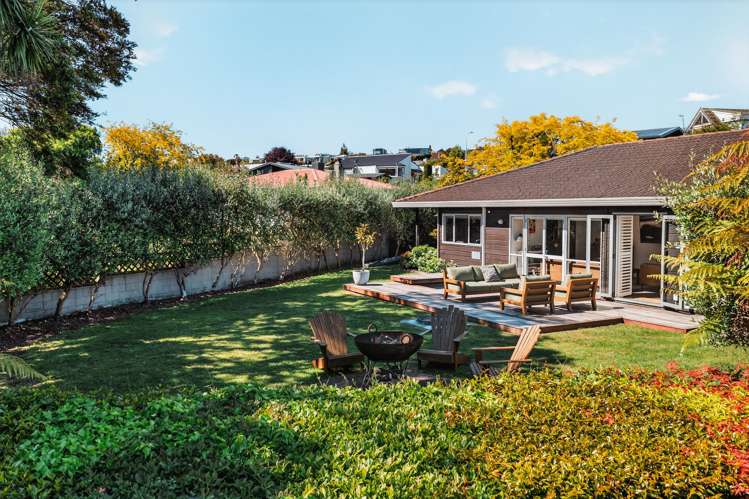 2/24 Napier Road Hilltop_21