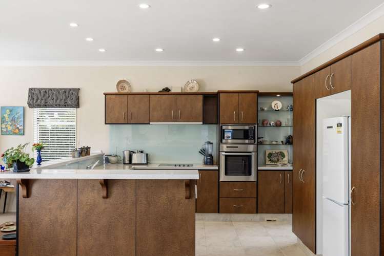 57 Oriental Parade Papamoa_11