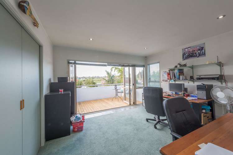 30 Matuhi Rise Henderson_7