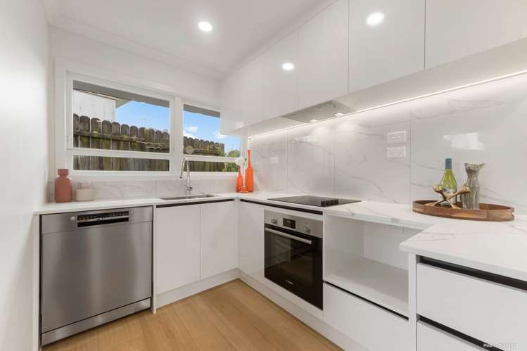 1/1/93 Barrack Road_3