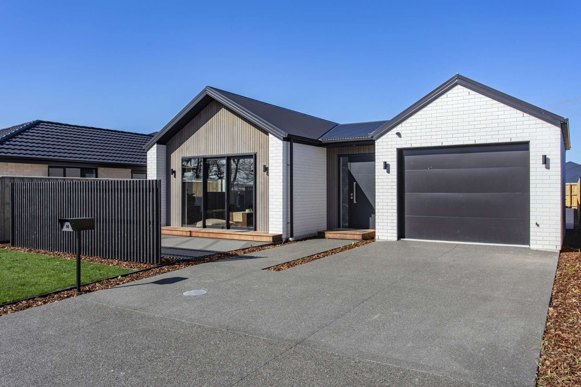 14 Crossley Avenue Woodend_0