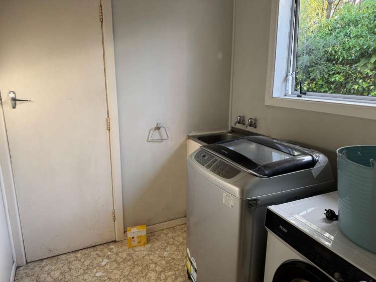  197 Lamond Street East Hargest_13