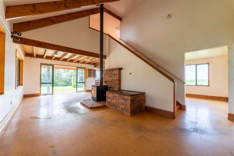 531 Doake Road Levels Valley_3