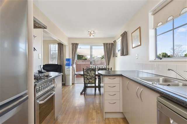 71 Denise Crescent Hornby_2