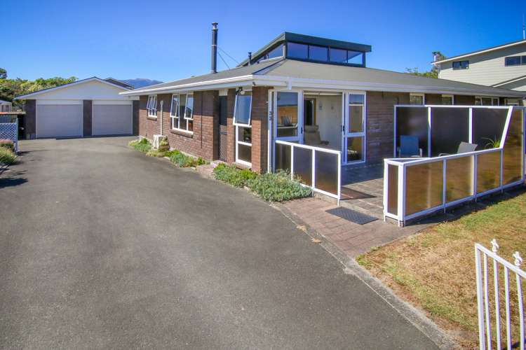 33 Marine Parade Carters Beach_18
