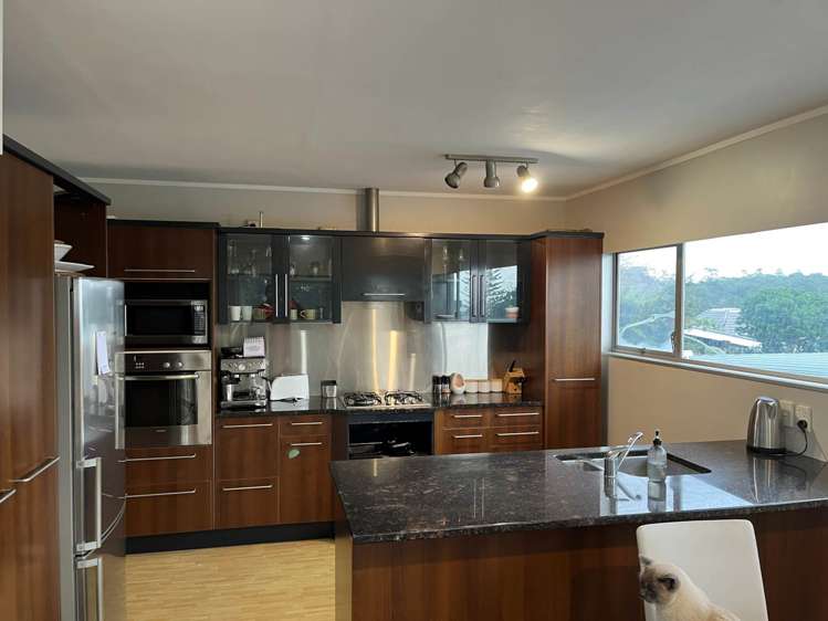 2/100 Aberdeen Road Campbells Bay_5