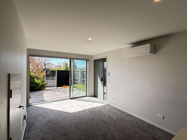 2/44 Shirley Road Shirley_3