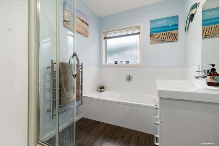 2 Danden Way Pukekohe_11