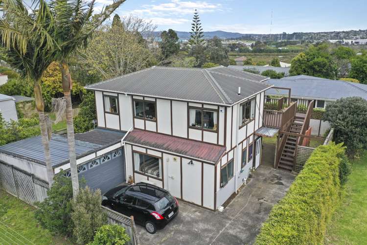 1/90 Gloria Avenue Te Atatu Peninsula_0