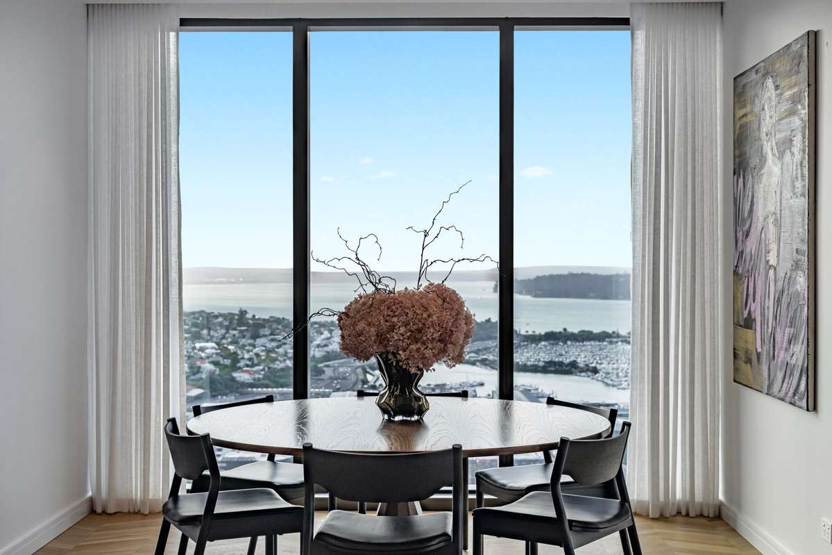 3701/51 Albert Street_4