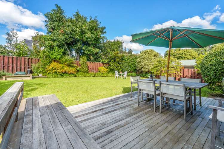 12 Galloway Crescent Farm Cove_17