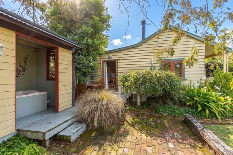 39 Main Street Greytown_28