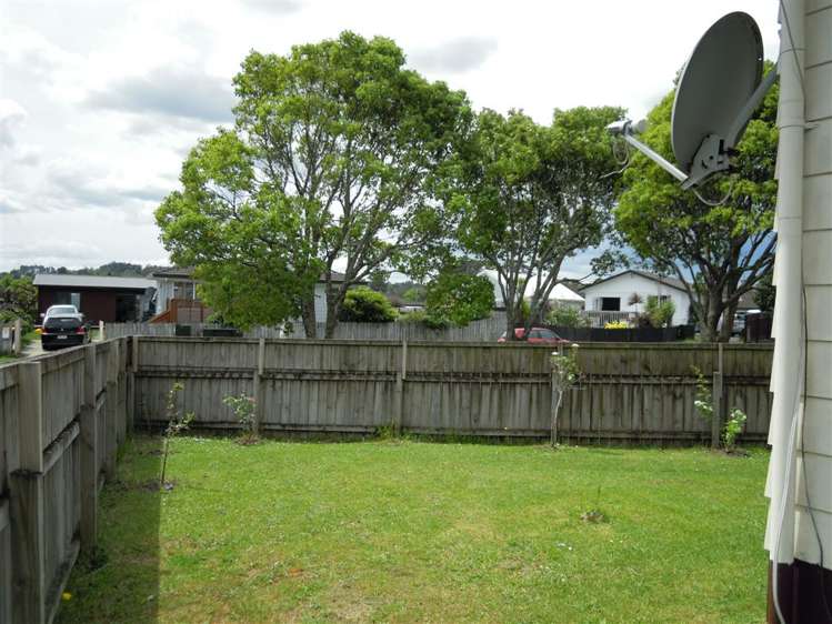 17 Elisa Lane Ranui_12