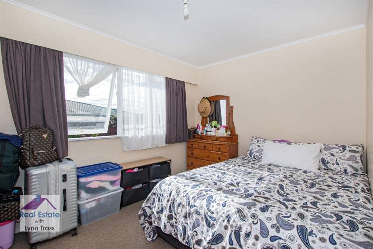 32 Te Anau Place_5