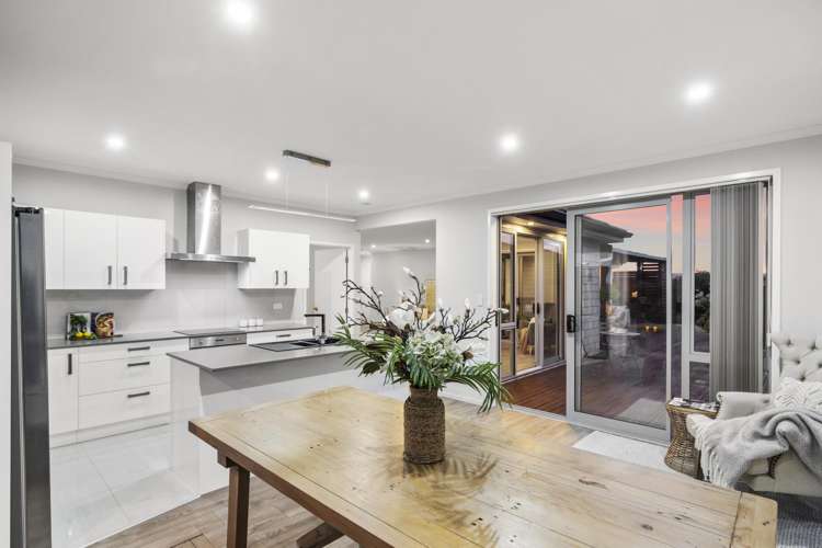 59 Benmore Crescent Pyes Pa_7