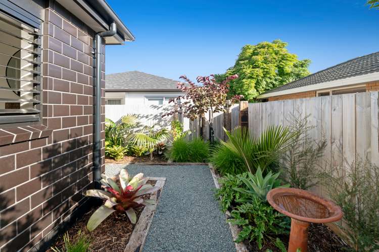 27a Lillian Place Orewa_16