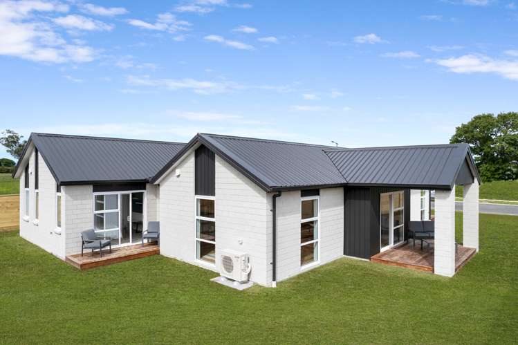 37 Peakedale Drive Matamata_21