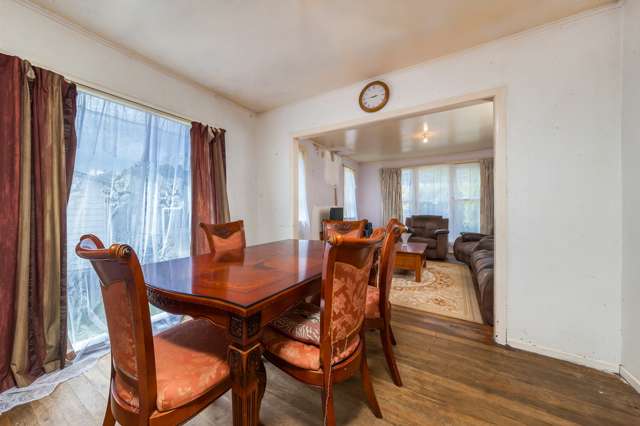 64 Christmas Road Manurewa_4