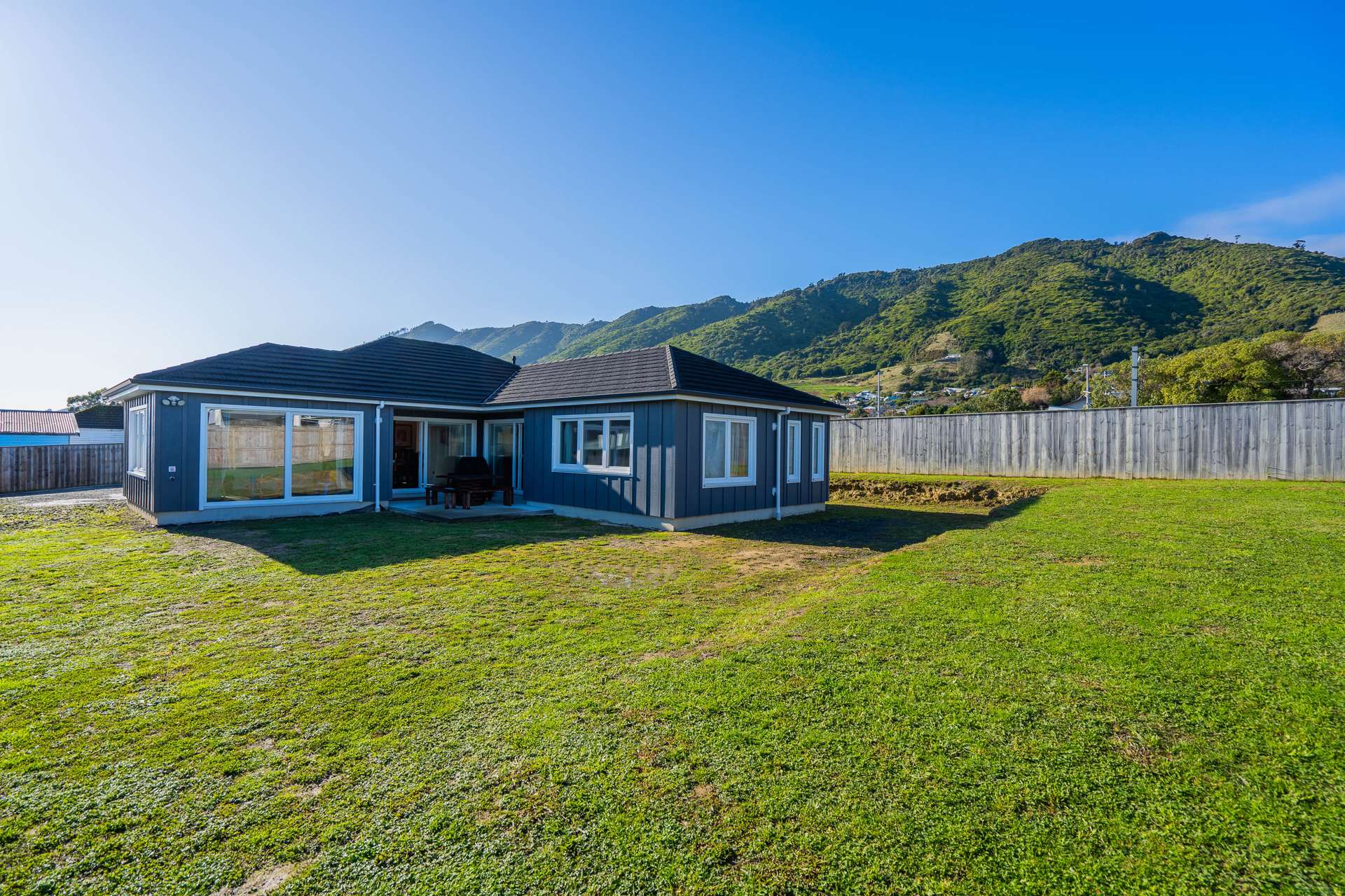 12 Mahia Lane Waikanae_0