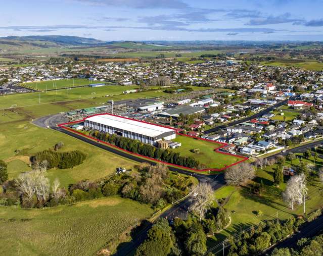 Versatile 5,041sqm industrial on 1.6ha site