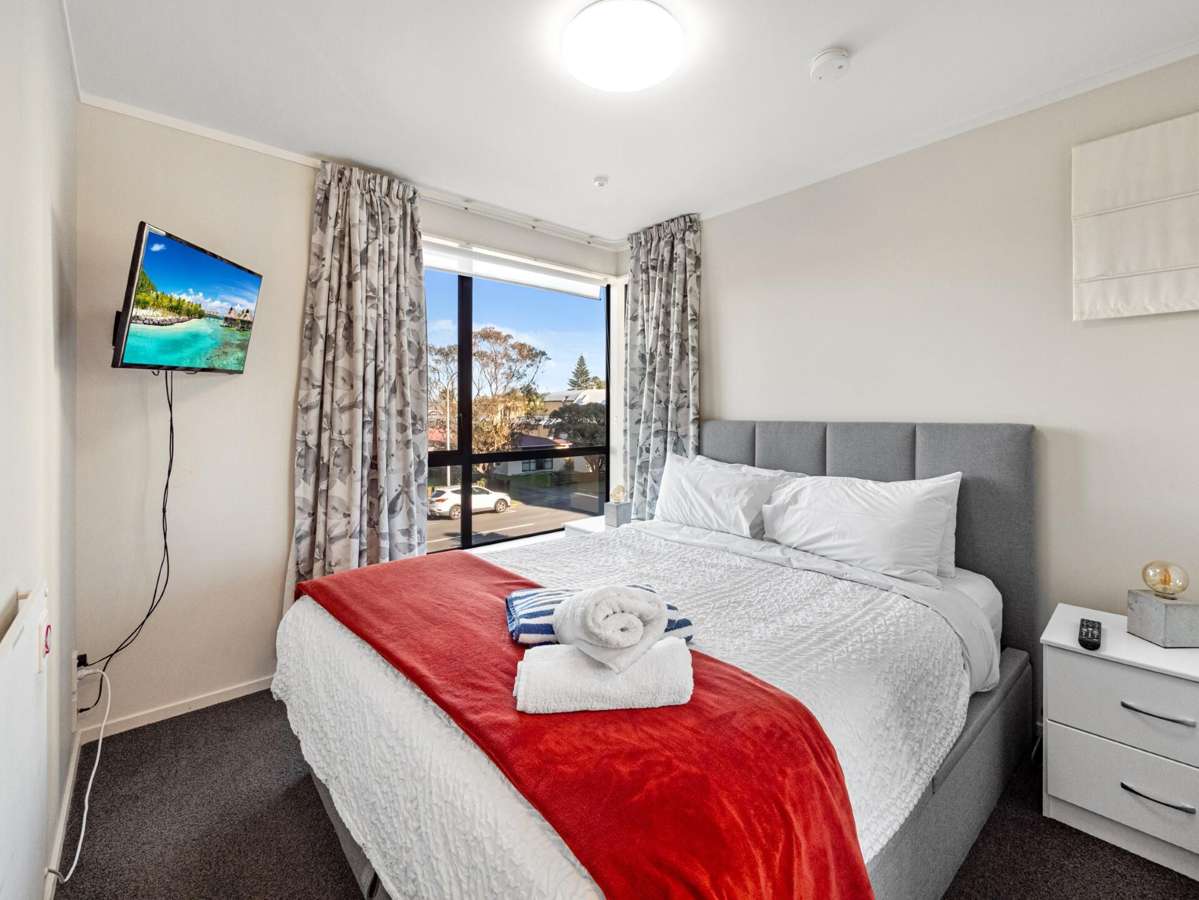 100/23 Maunganui Road_3