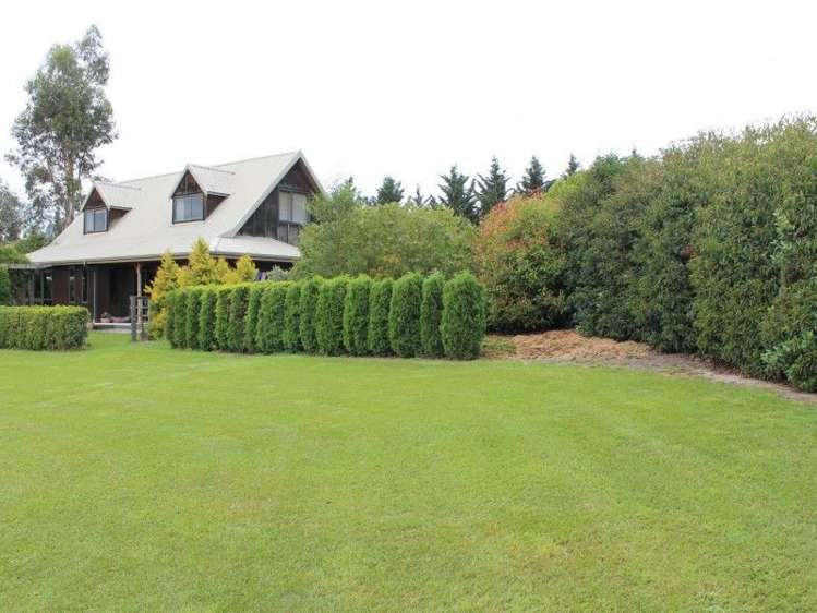 333 Doake Road Levels Valley_11