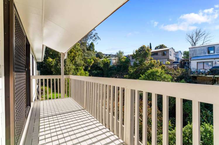 95B Fairclough Road Beach Haven_6