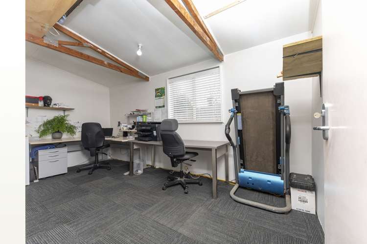 21 Seakens Way Glen Eden_14