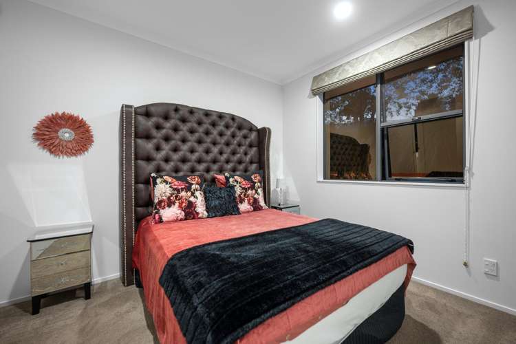 157 Barrett Road Riverhead_18