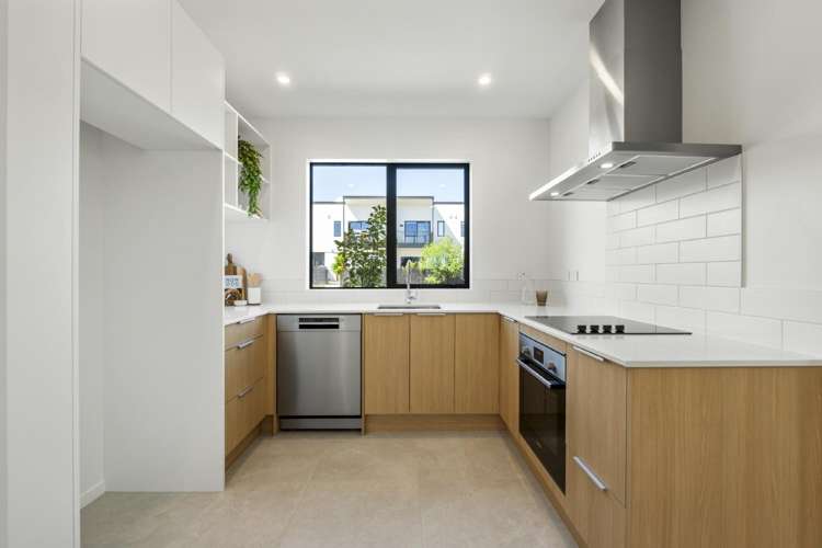 17 Karamu Road Flat Bush_10