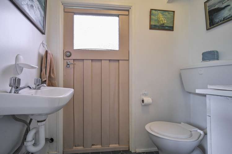 108 Harper Road Waimarama_23