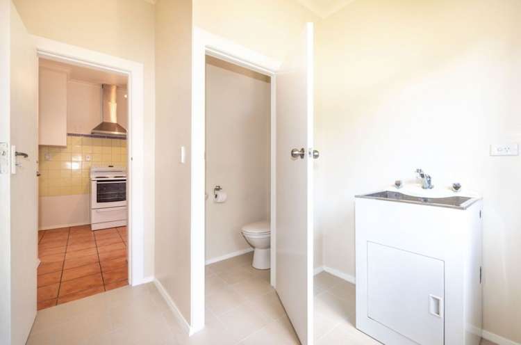 19 Cuba Street Calton Hill_19