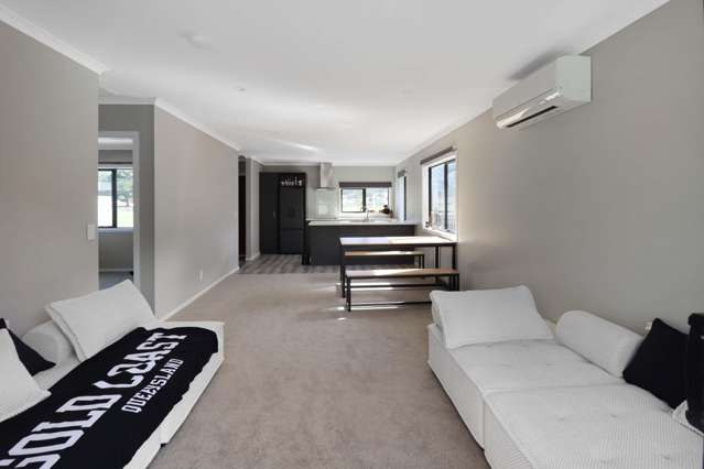 32 Harry Martin Lane Wainuiomata_4