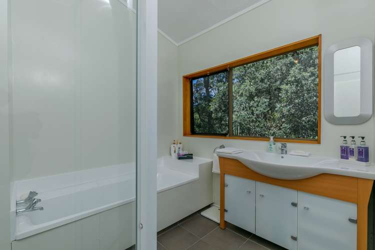 8 Raymond Terrace Northcote_21