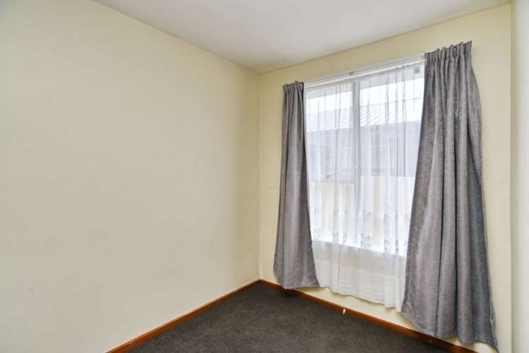 2/560 Hereford Street Linwood_10