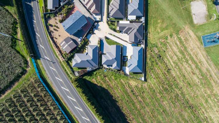 8 Macloughlin Drive Te Puke_16