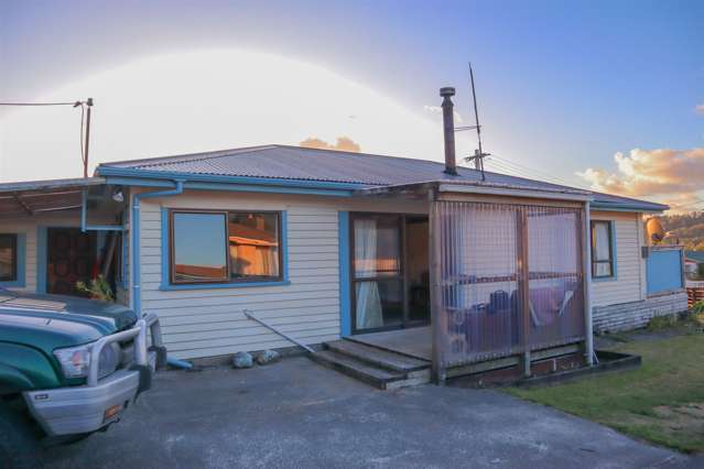 4 Mawhera Street Dobson_3