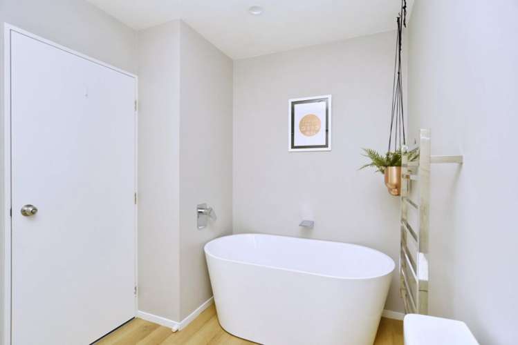 4/62 King Street Sydenham_14