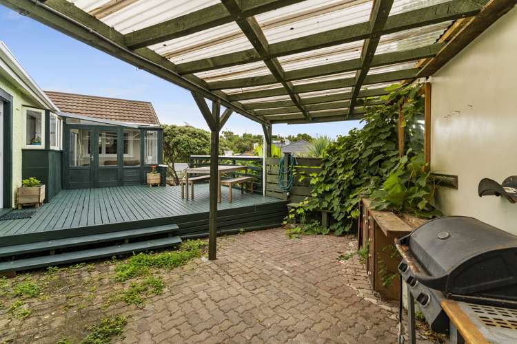 53 Tasman Road Otaki Beach_11