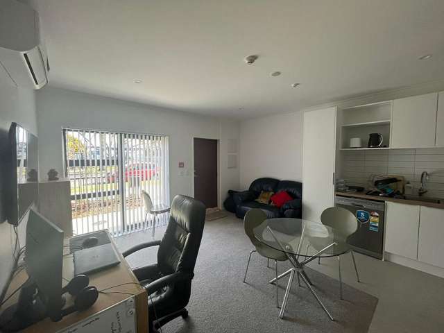 2/20 Bader Drive Mangere_1