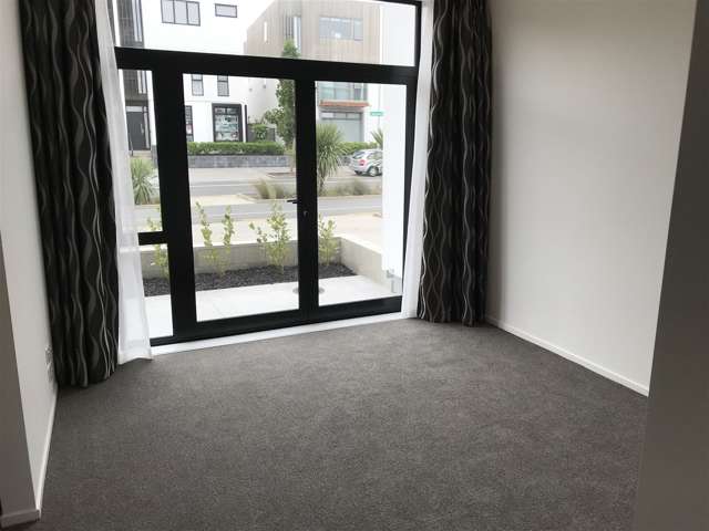 121 Hobsonville Point Road Hobsonville_1