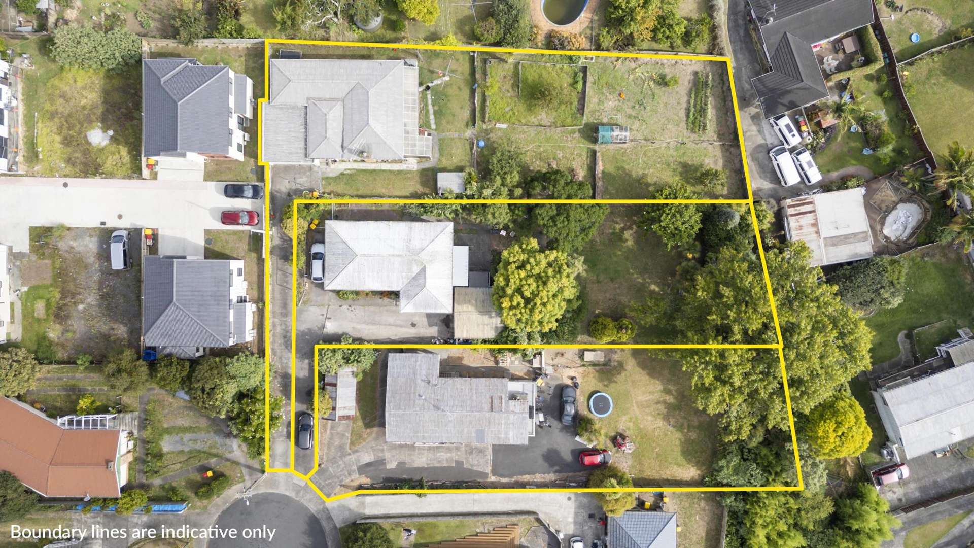 13, 15, 17 Hollinbrigg Place Manurewa_0